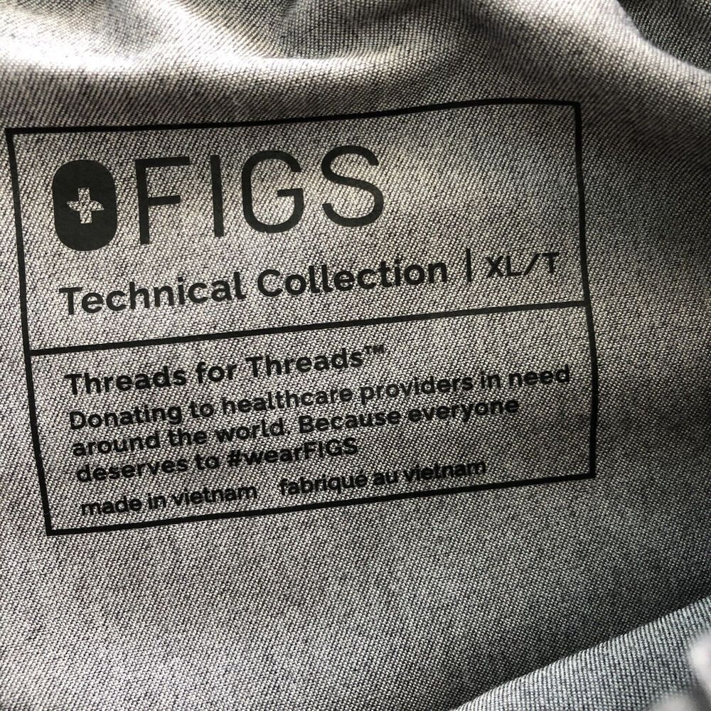 FIGS Gray Technical Collection Shirt Jogger Scrub Set Women's Large - Picture 13 of 16